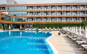 Sky Blue Hotel & Spa
